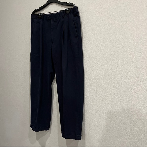 Burberry London navy blue pleated front pants size 36 x 28.5 stretch slacks - Picture 7 of 10